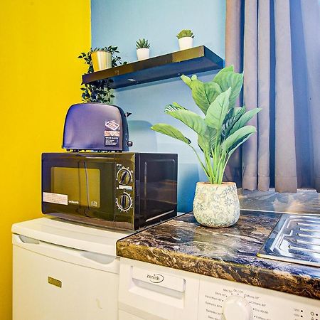 Studio With A Large Toilet And A Separate Room Budget Price Central Londýn Exteriér fotografie